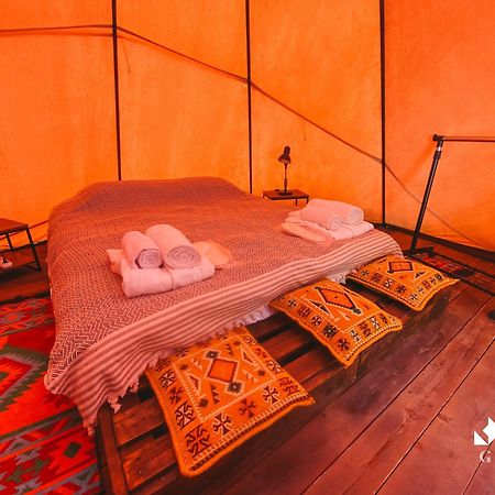 Gipsy Village Park Hotel Asureti 外观 照片