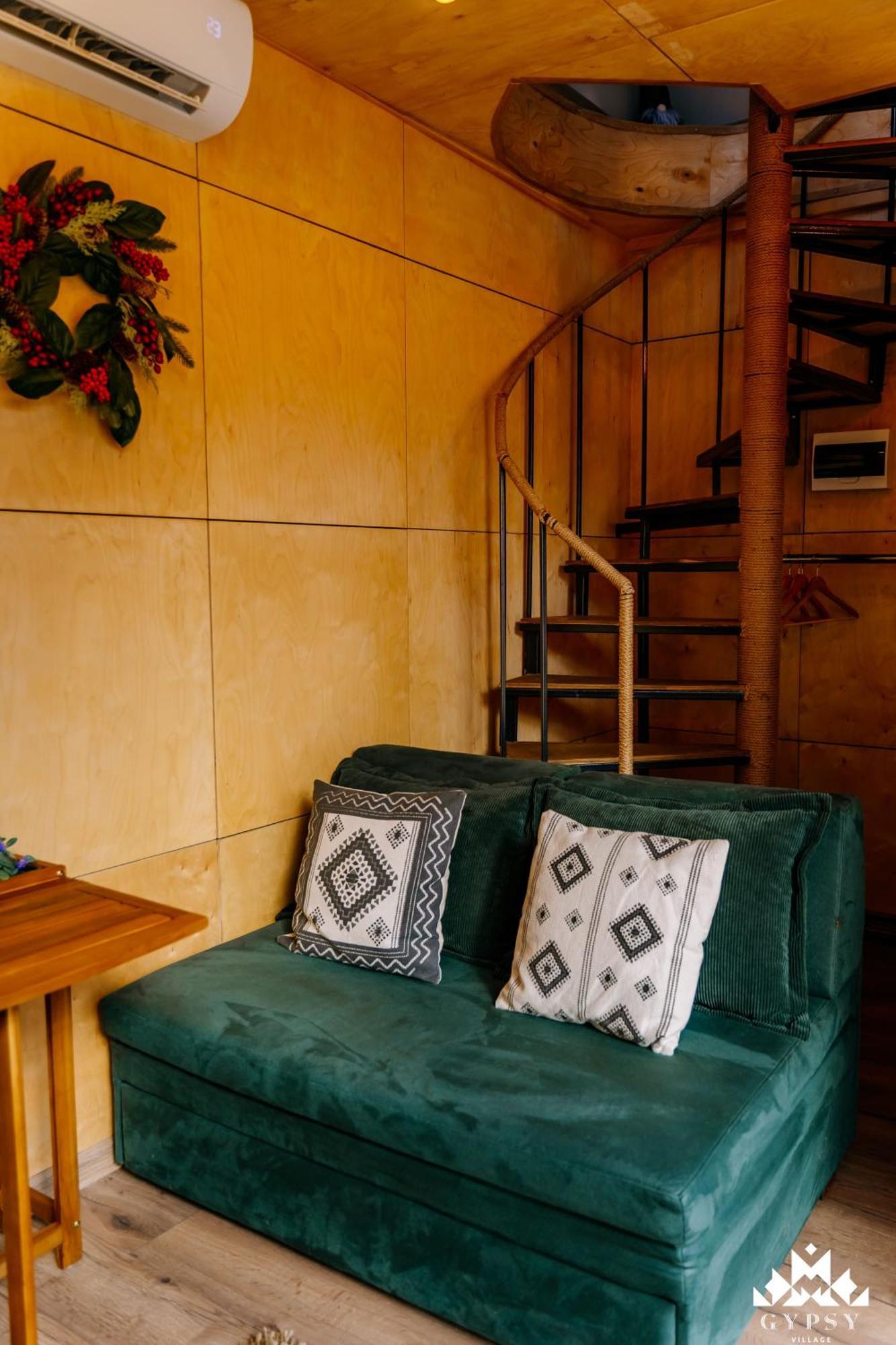 Gipsy Village Park Hotel Asureti 外观 照片