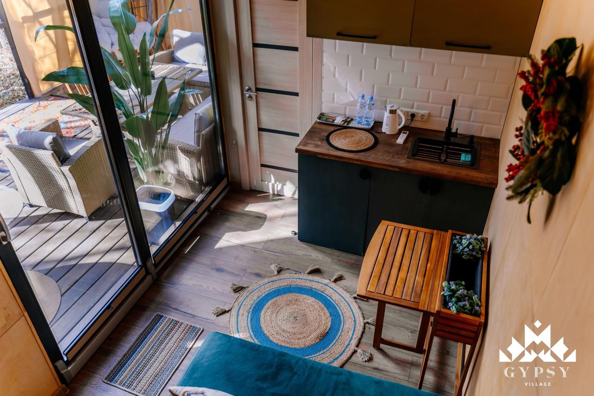 Gipsy Village Park Hotel Asureti 外观 照片