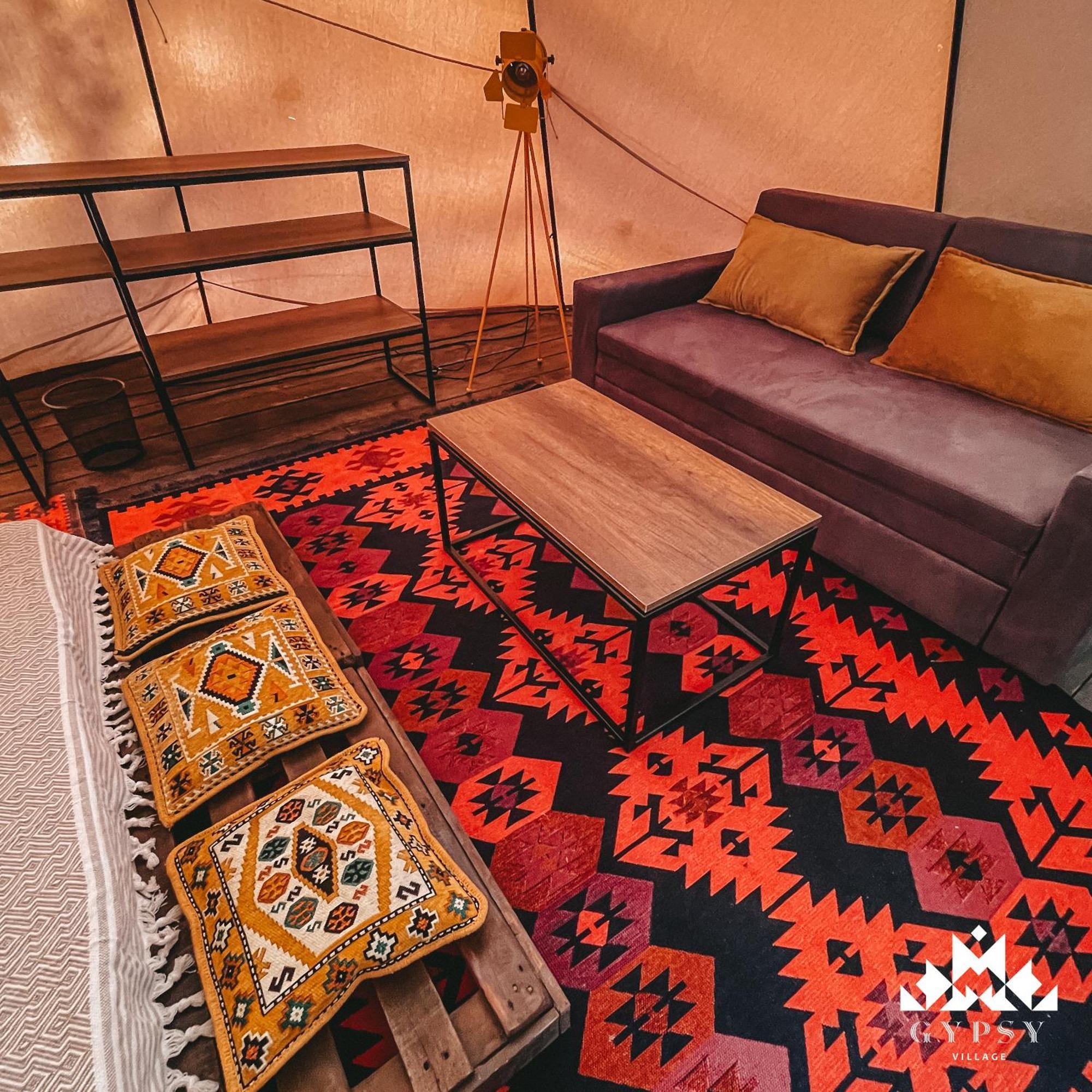 Gipsy Village Park Hotel Asureti 外观 照片